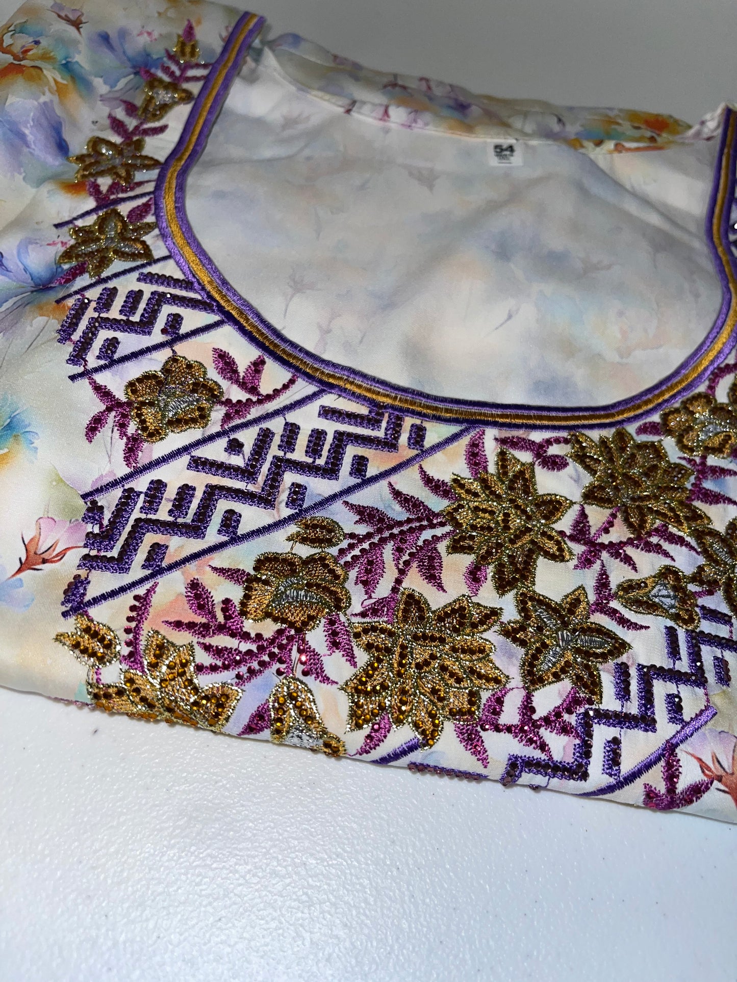 Makhwar with belt