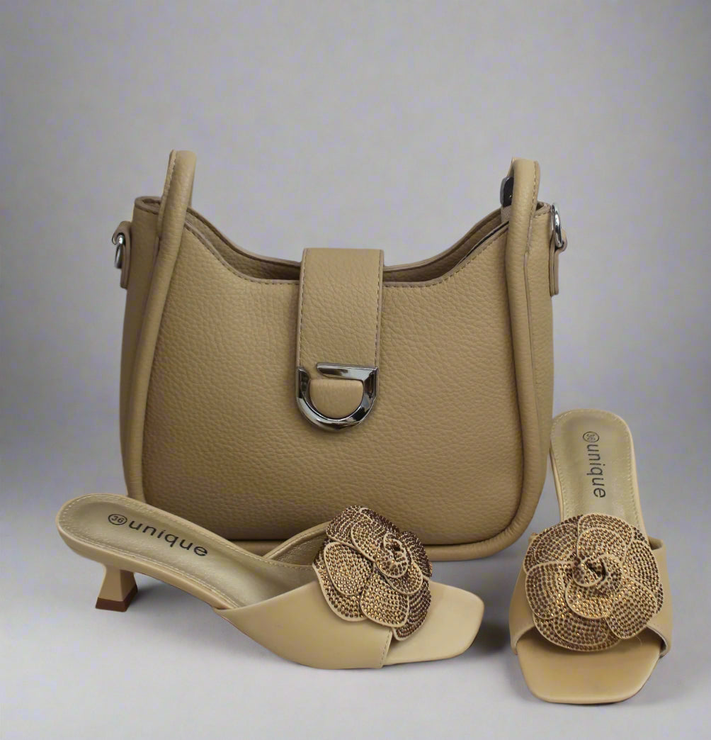 Beige Bloom Set – Unique