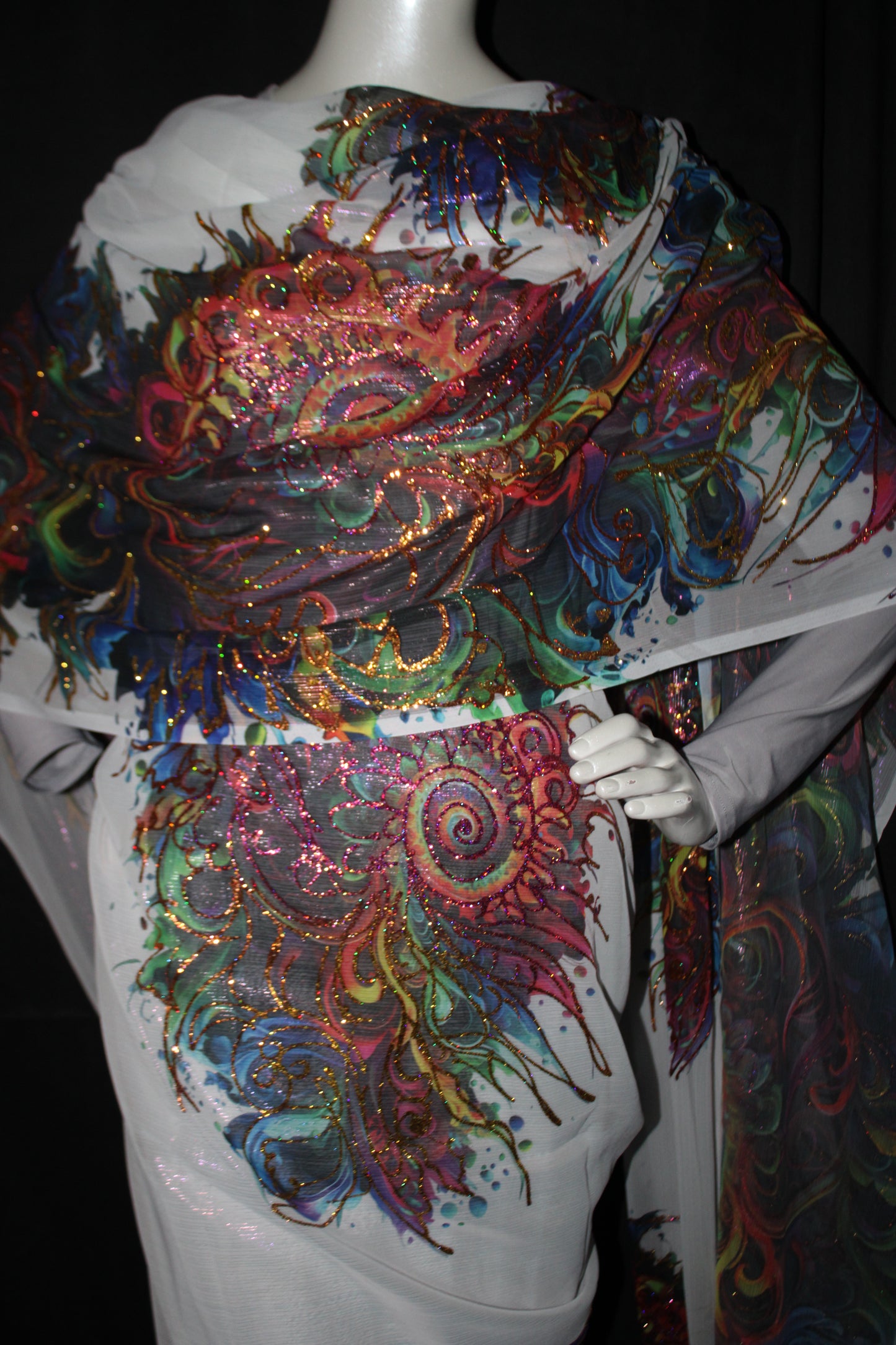 Sparking White Toub with colorful Design