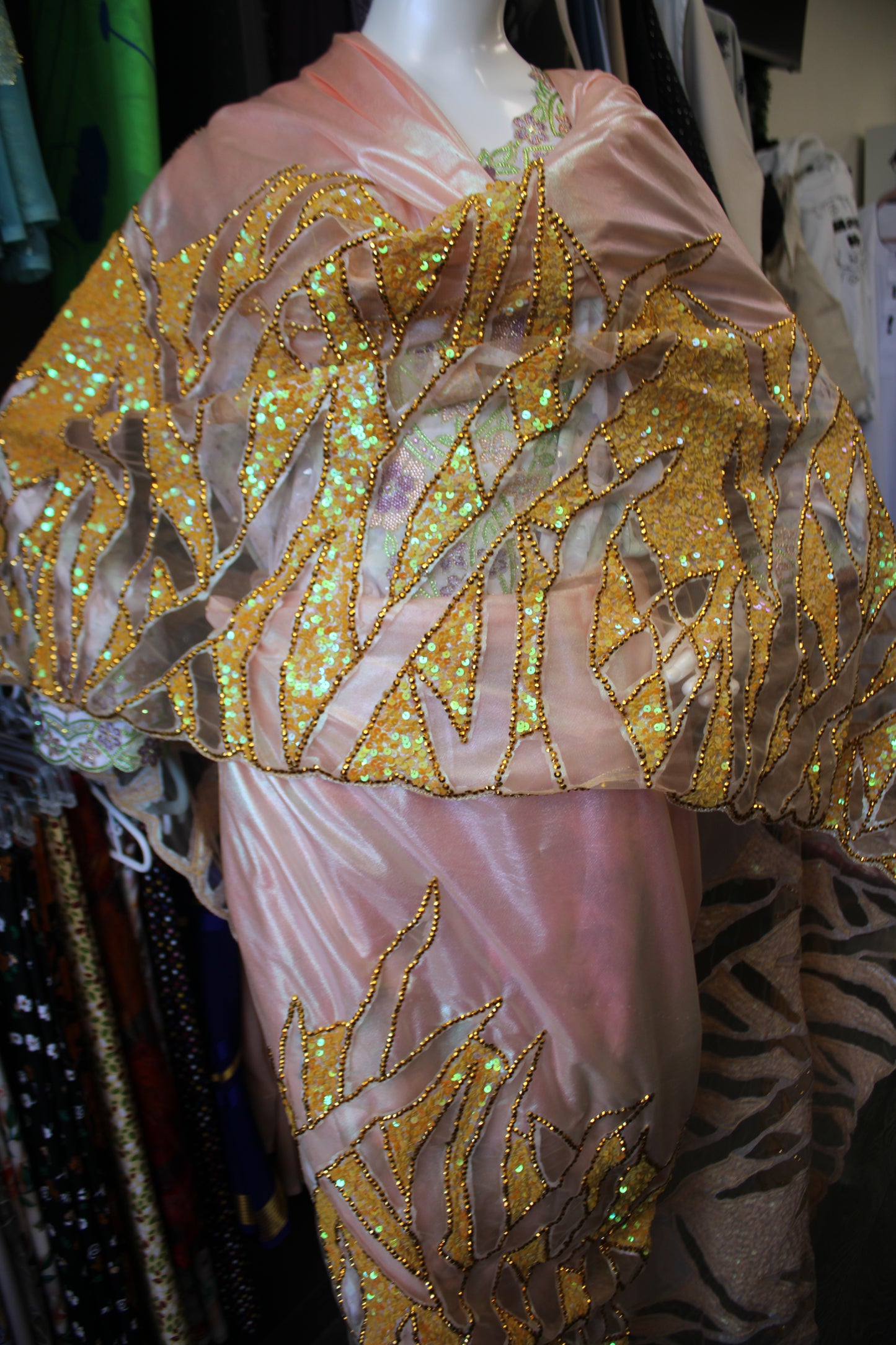 Peach And Gold Toub