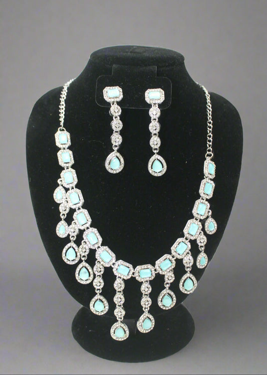 Aqua Stone Necklace Set