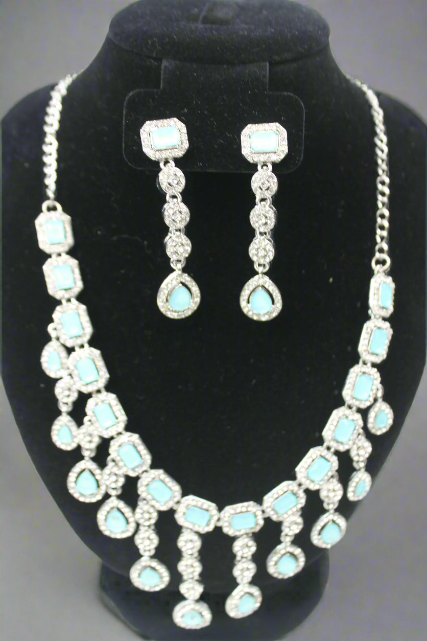 Aqua Stone Necklace Set