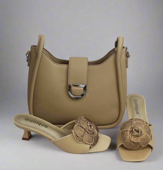 Beige Bloom Set – Unique