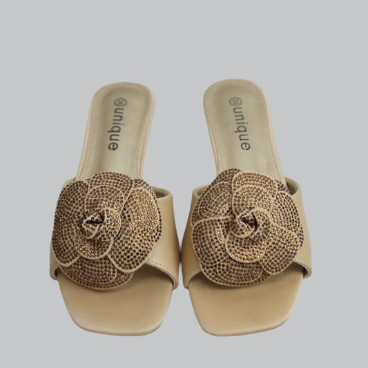 Beige Bloom Set – Unique