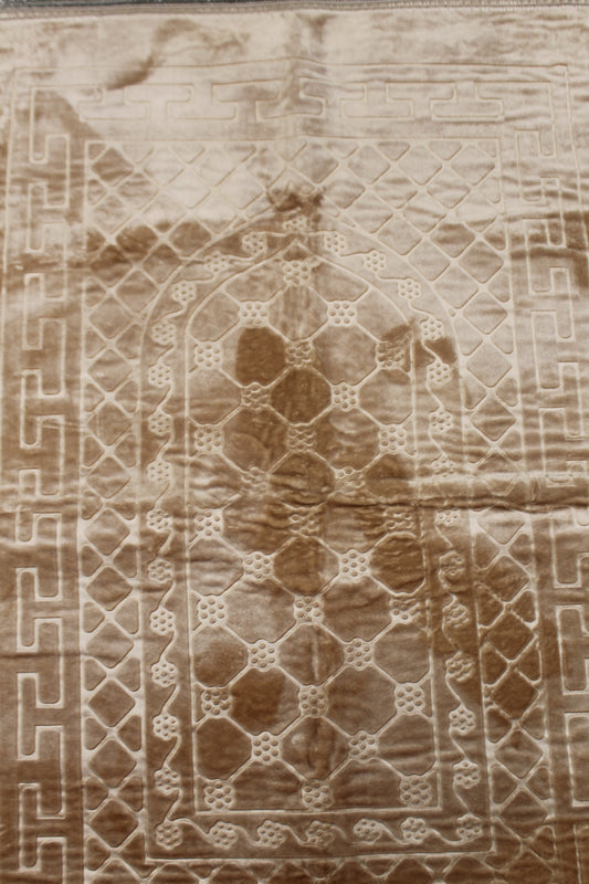 Gold-Tan Geometric Prayer Rug