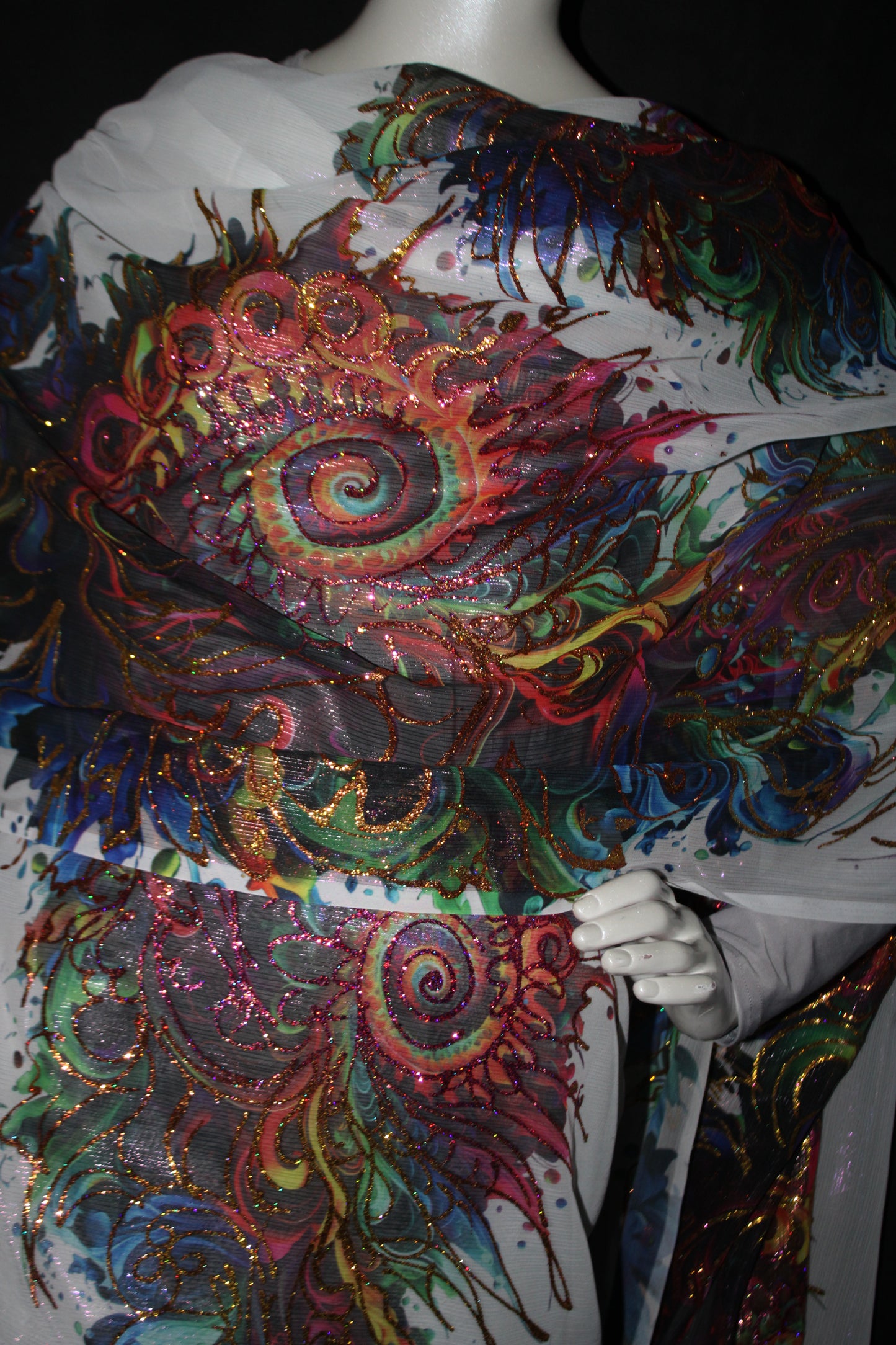 Sparking White Toub with colorful Design