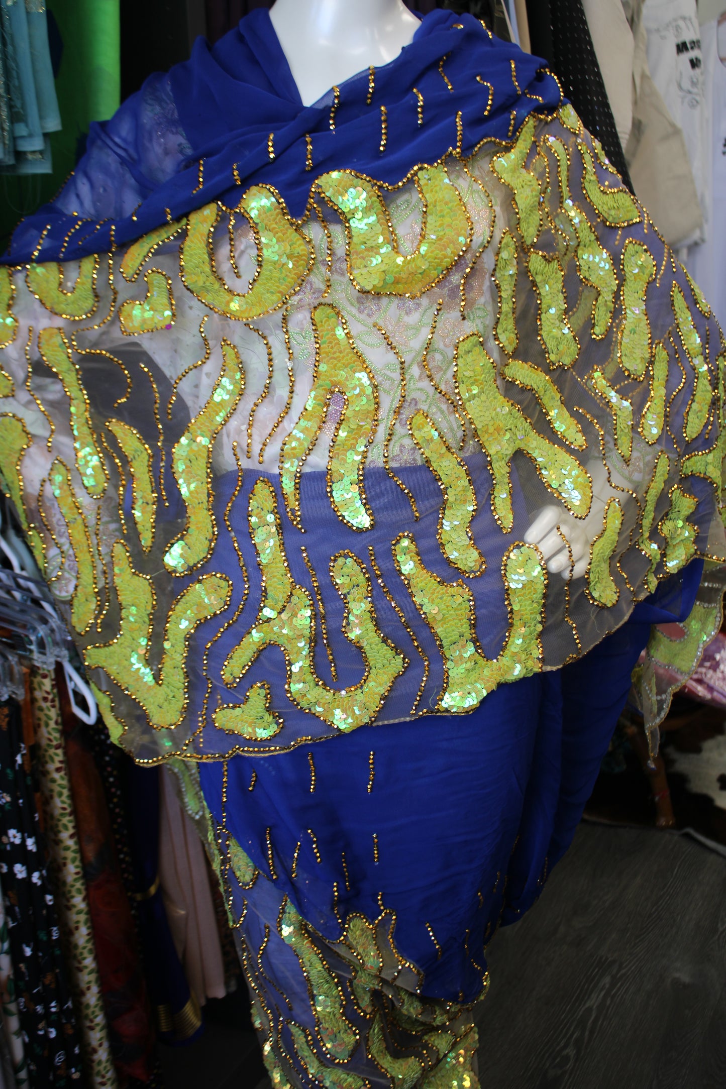 Blue Toub