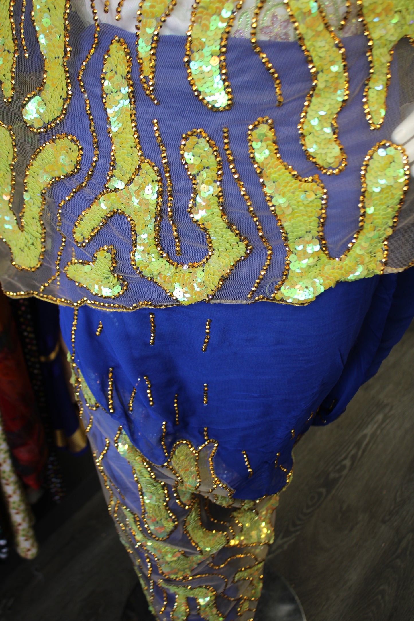 Blue Toub