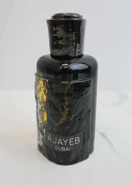 Lattafa Ajayeb Dubai – Eau de Parfum 100ml / 3.4 fl oz