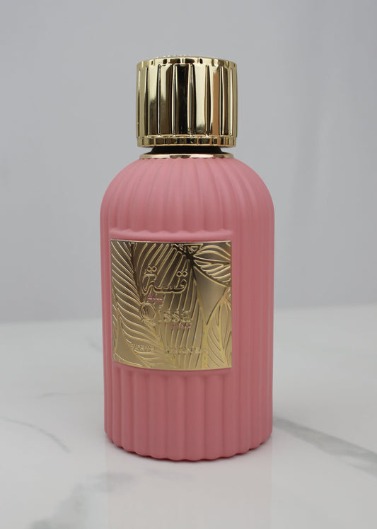 Paris Corner Qissa Pink – Eau de Parfum 100ml / 3.4 fl oz