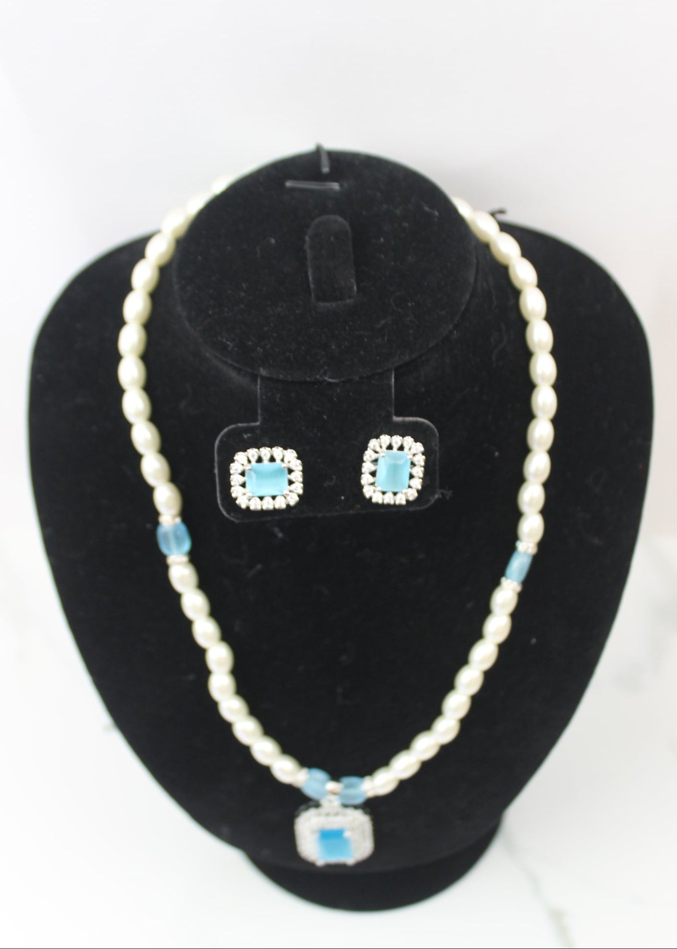 Pearl & Aqua Stone Necklace Set
