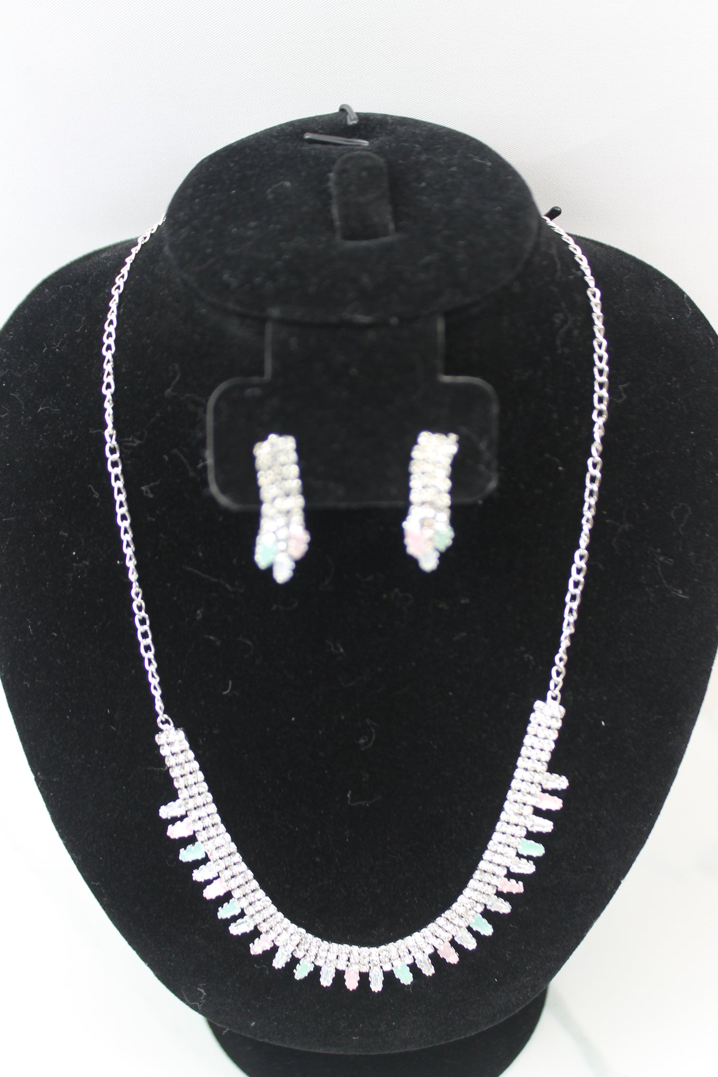 Silver Crystal Necklace Set